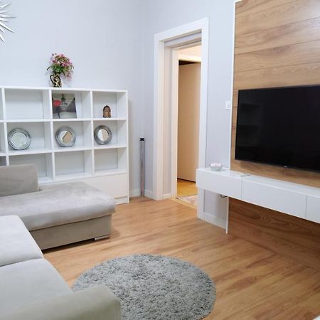 City Center Apartment Niko 04 Tirana Zewnętrze zdjęcie